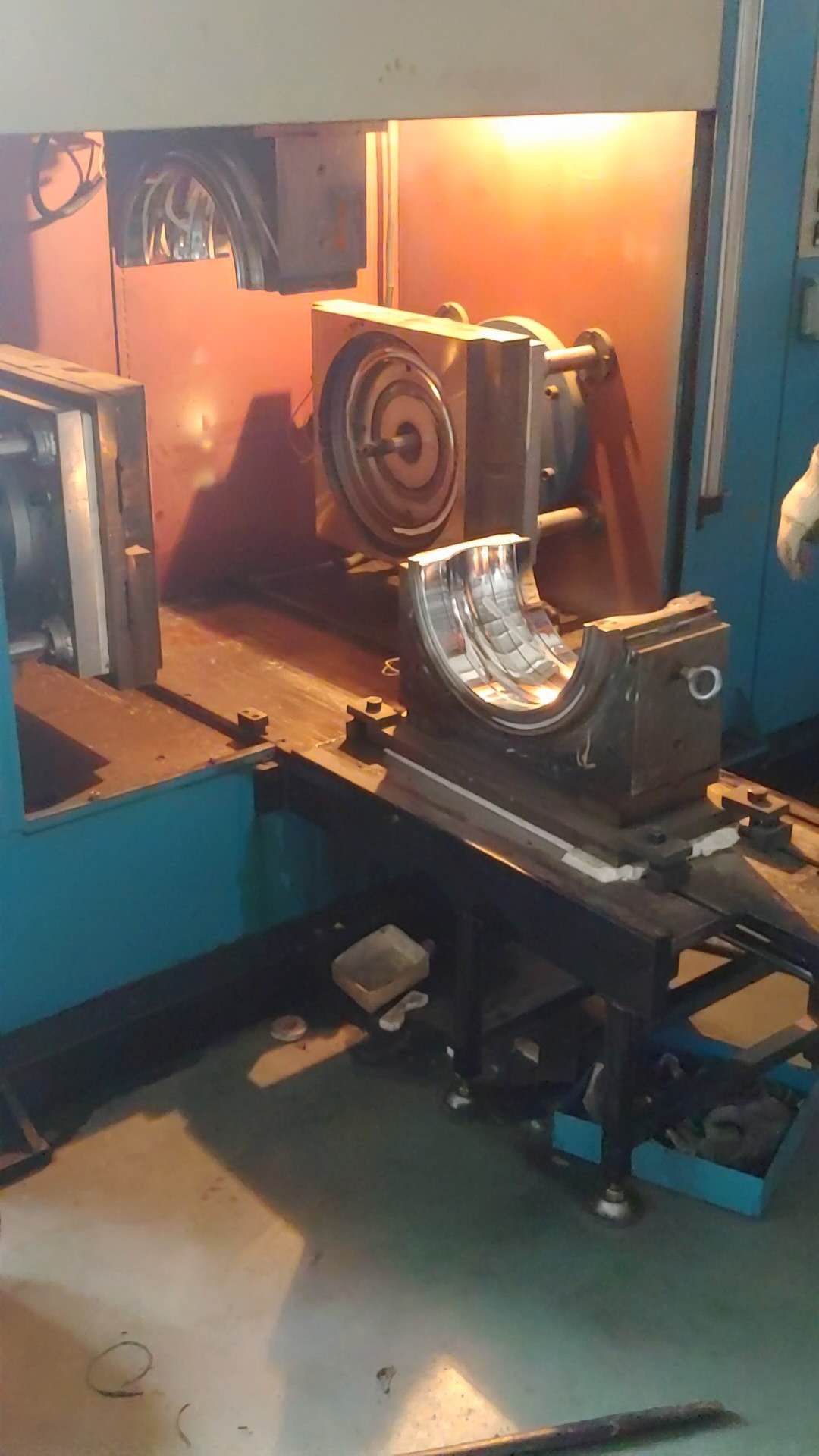 <a href=http://www.qpnixj.cn/xjjt/ target=_blank class=infotextkey>橡膠接頭</a>硫化 <a href=http://www.qpnixj.cn/xjjt/ target=_blank class=infotextkey>橡膠接頭</a>硫化